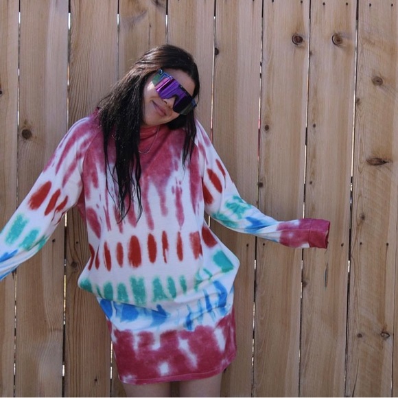New from our boutique tie dyed dress with pockets! - Picture 1 of 1